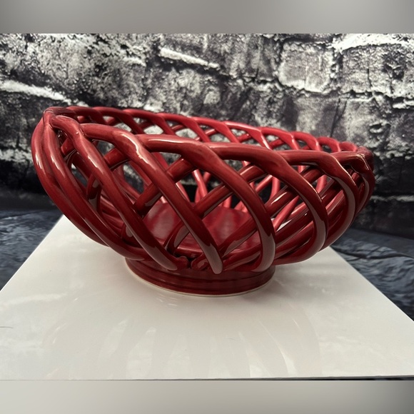 Lindsey Jordan 10” Braided Weave Ceramic Fruit/Bread Bowl | Burgundy - Picture 2 of 6